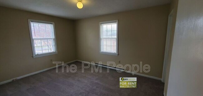 Building Photo - 117 Avalon Cir