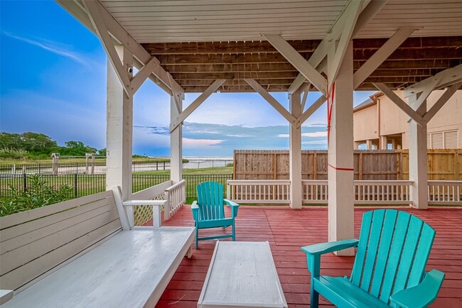 Building Photo - 510 Surf Oaks Dr