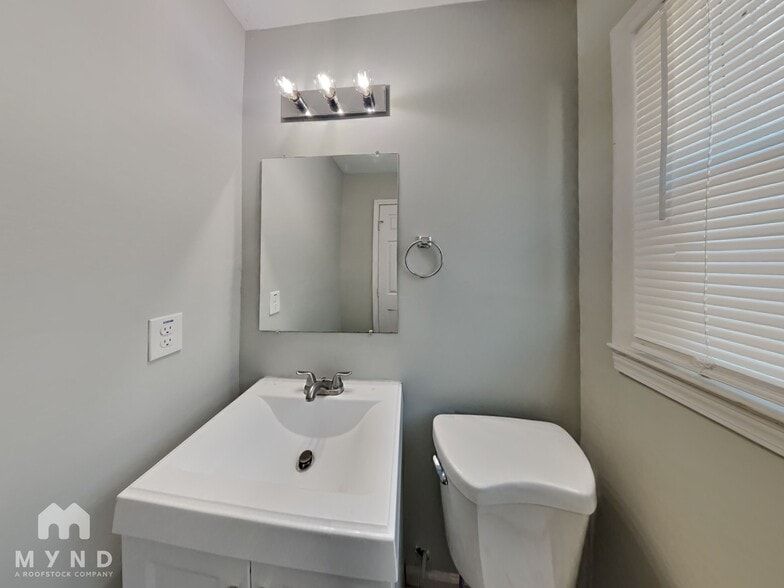 Building Photo - 4537 Puckett St