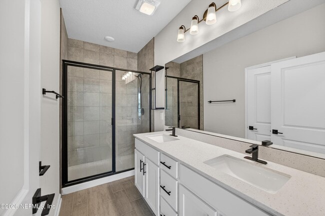 Building Photo - 1093 Farwell St