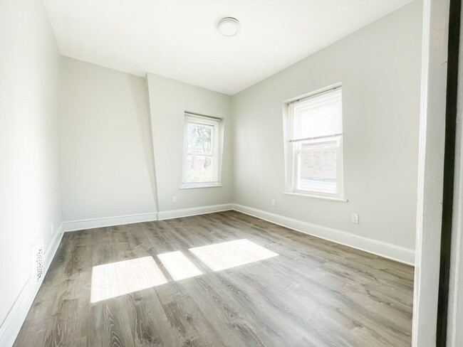 Building Photo - 30 Woodbine St