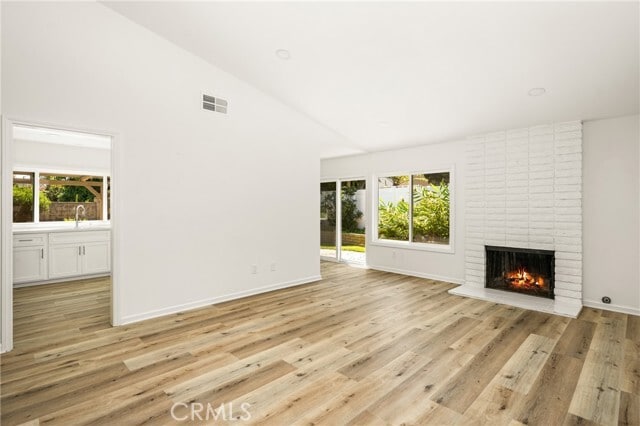 Building Photo - 5722 Padua Dr