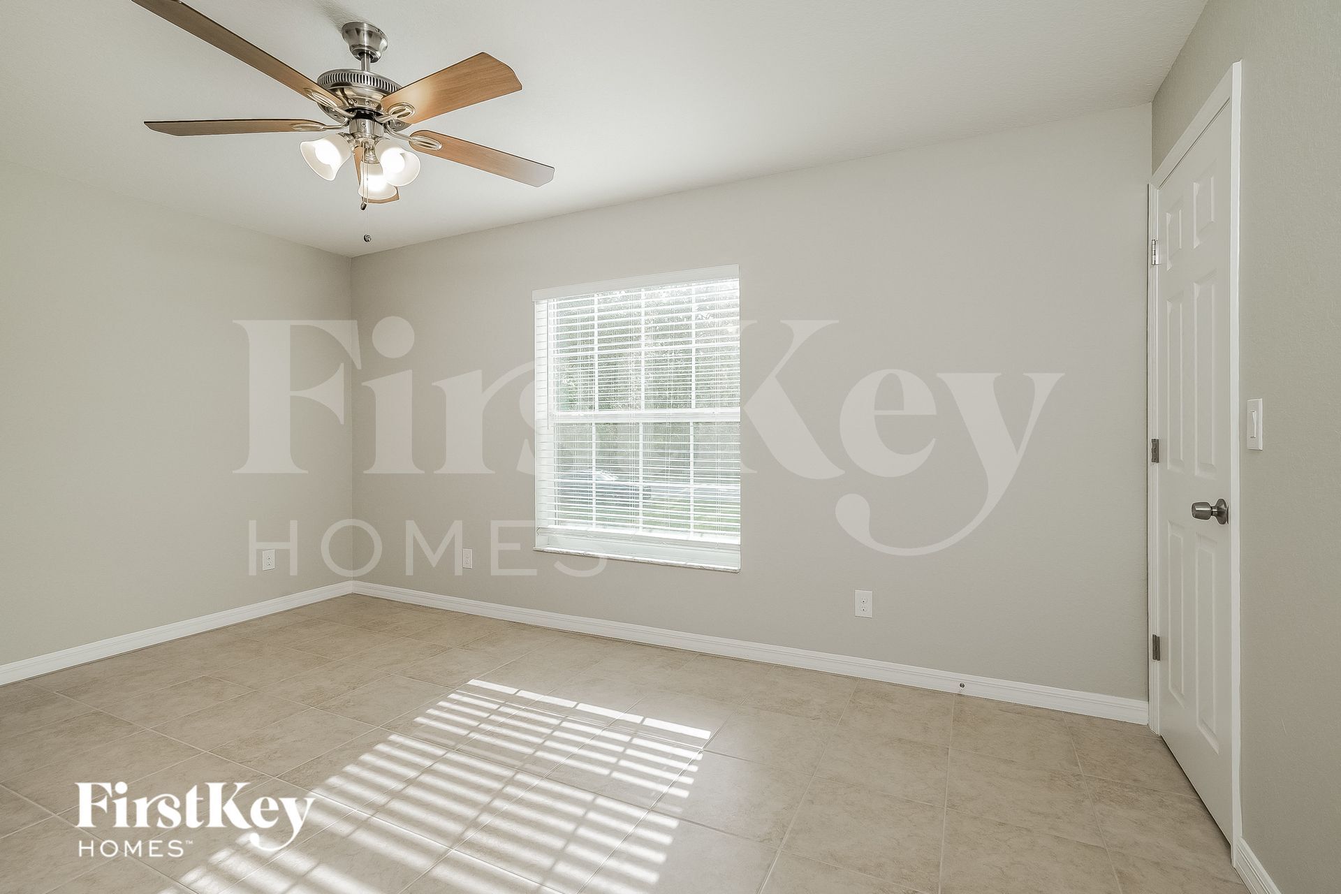 Building Photo - 3595 Gillot Blvd