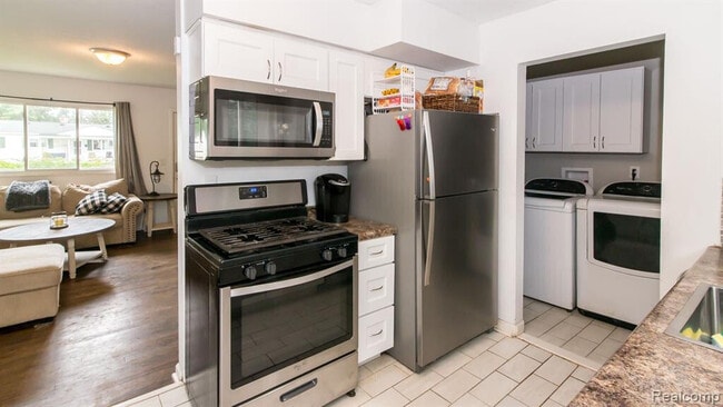 Building Photo - 1203 Commonwealth Ave