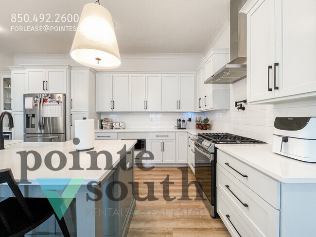 Building Photo - 13805 Red Drum Ct