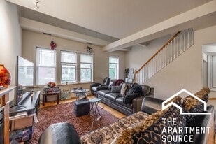 Building Photo - 1720 W Beach Ave