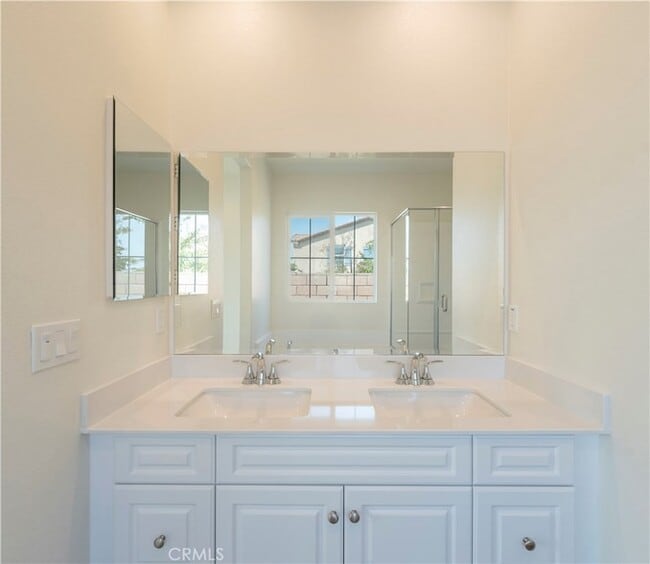 Building Photo - 9654 Honeyberry Ln