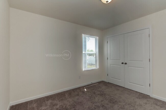 Building Photo - 5 BR/3 BTH Home in Selwyn Landing