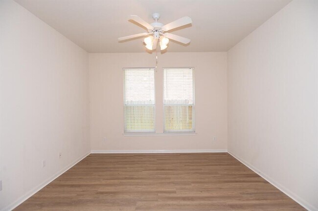 Building Photo - 1800 Nelson Ranch Loop