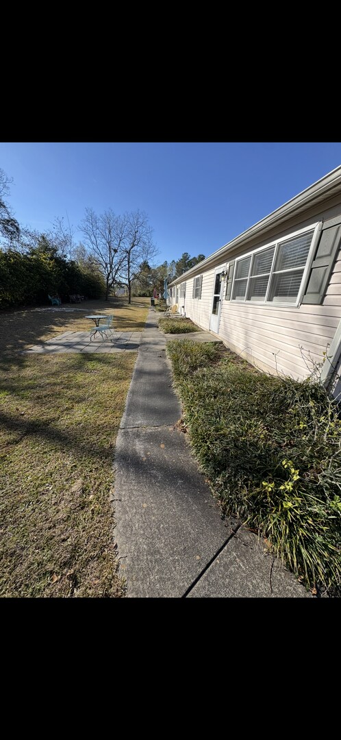 Building Photo - 131 W Wind Dr