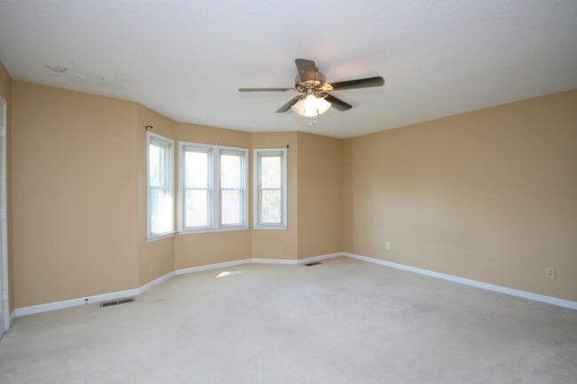 Building Photo - 128 Michli Rd