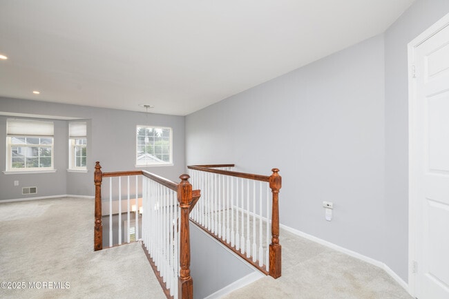 Building Photo - 75 Mckinley Dr