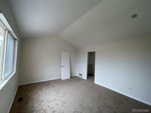 Building Photo - 2238 Dogwood Dr