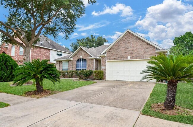 Primary Photo - 19714 Fernhaven Dr