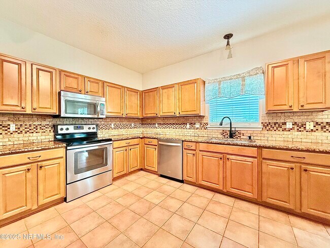 Building Photo - 1734 Forest Creek Dr