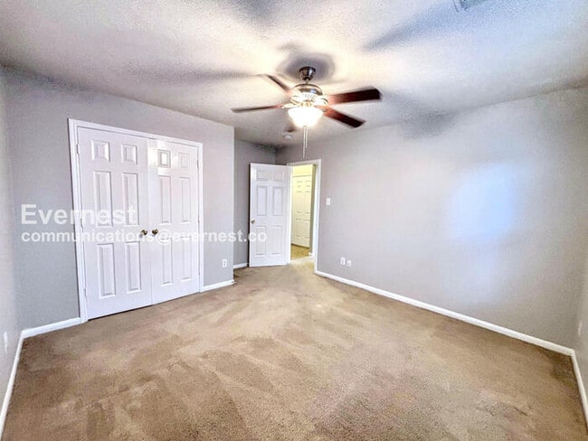 Building Photo - 25407 Barmby Dr