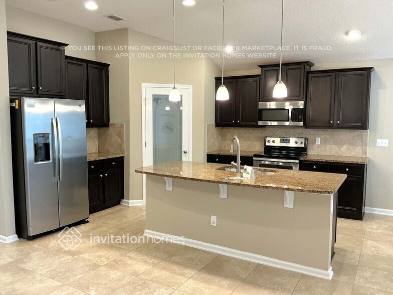 Building Photo - 691 Glendale Ln