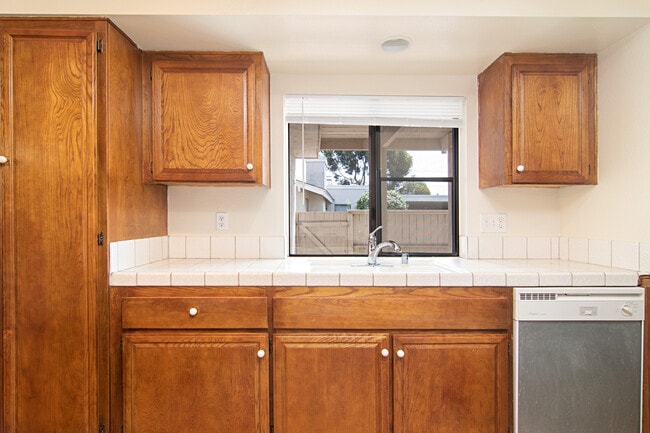 Building Photo - 3987 Camino Lindo