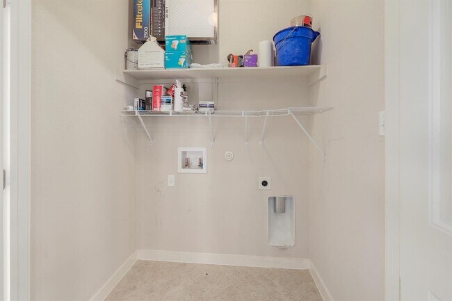 Building Photo - 16233 Travesia Way