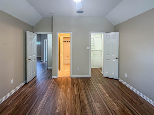 Building Photo - 1107 Normandy Dr