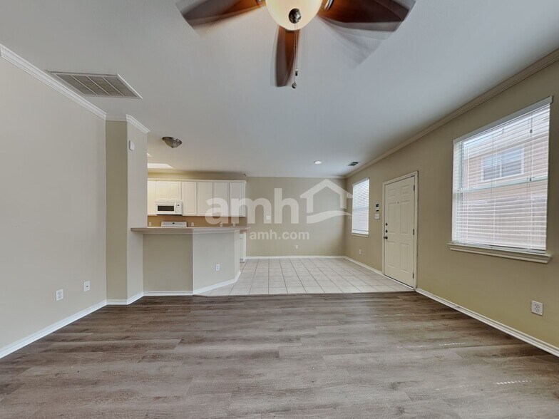 Building Photo - 16547 Beckland Ln