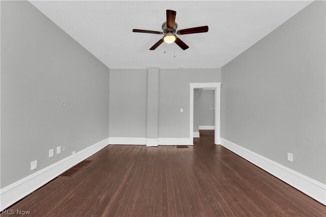 Building Photo - 1528 Newman Ave