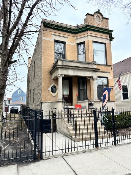 Building Photo - 2741 N Central Park Ave