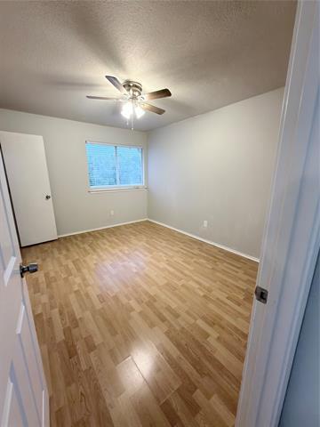 Building Photo - 807 Burr Oak Dr