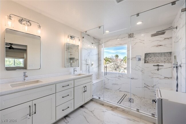 Building Photo - 5404 Avent Ferry St