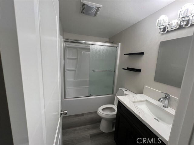 Building Photo - 13375 Larch St