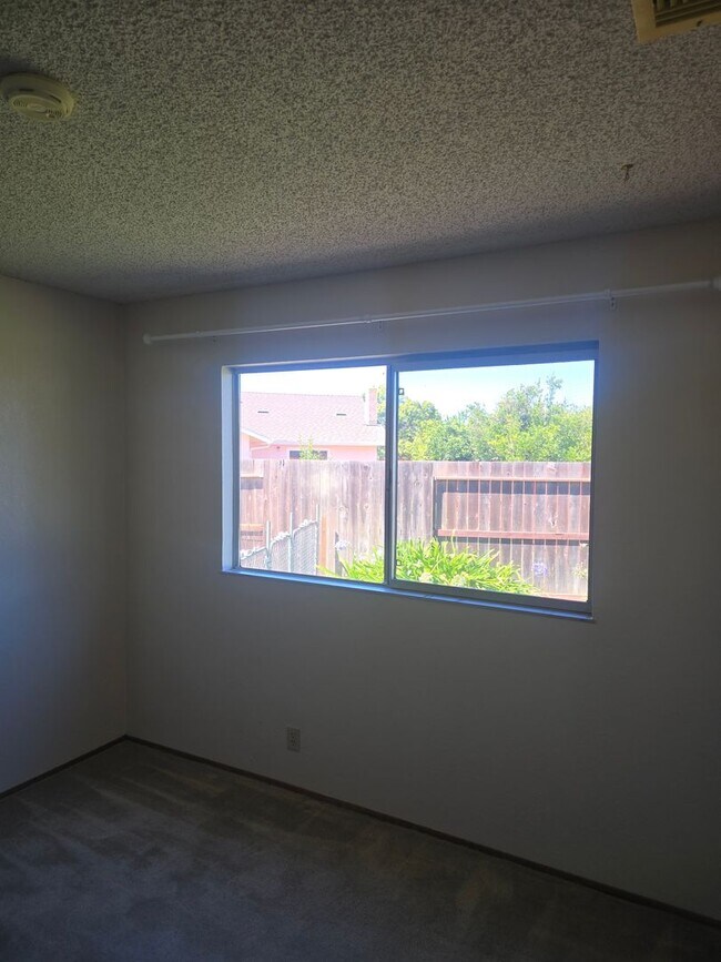 Building Photo - New On The Market