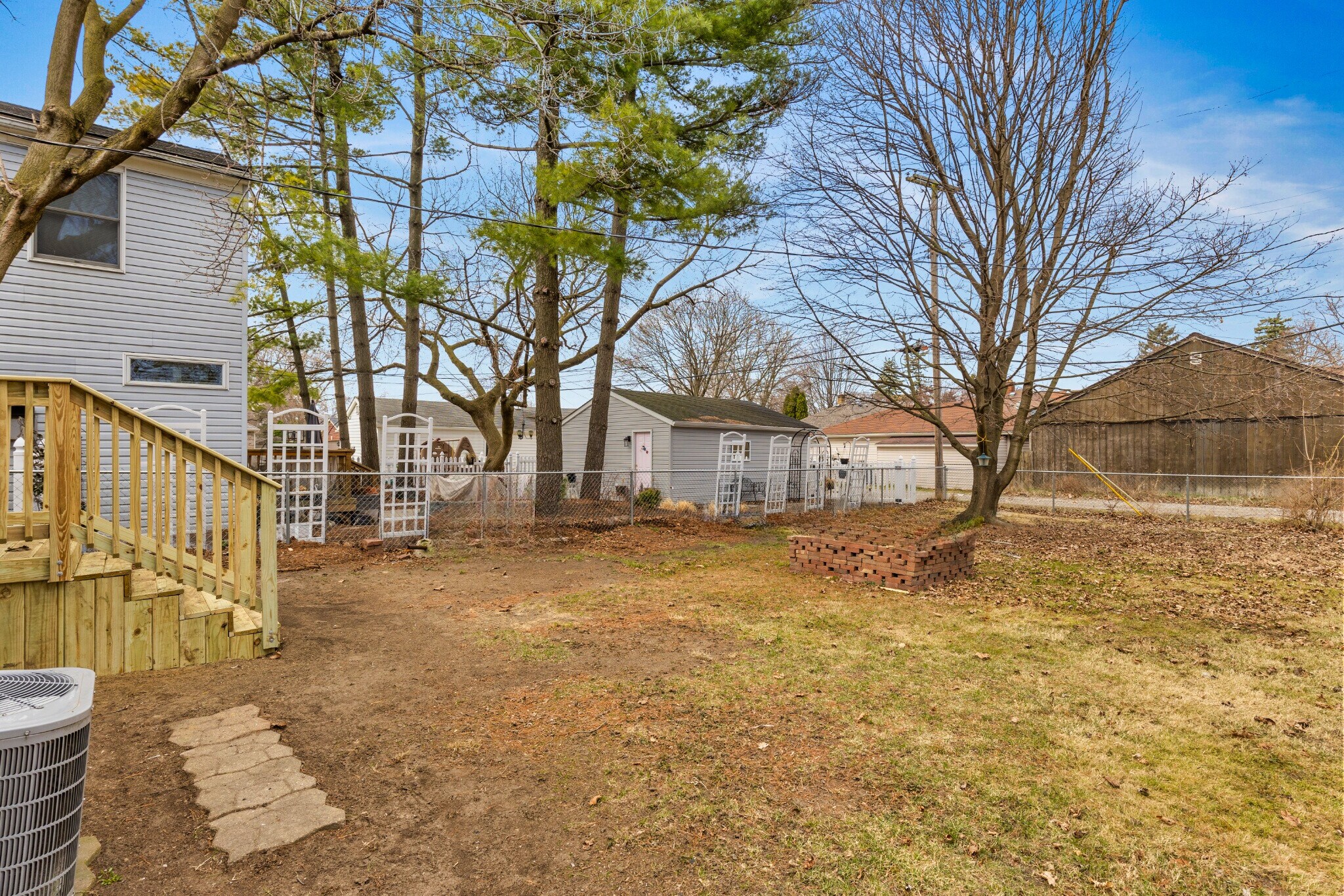 Building Photo - 23030 Beech St