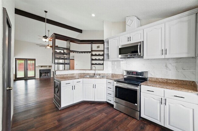 Building Photo - 3253 Beavers Bend Trail