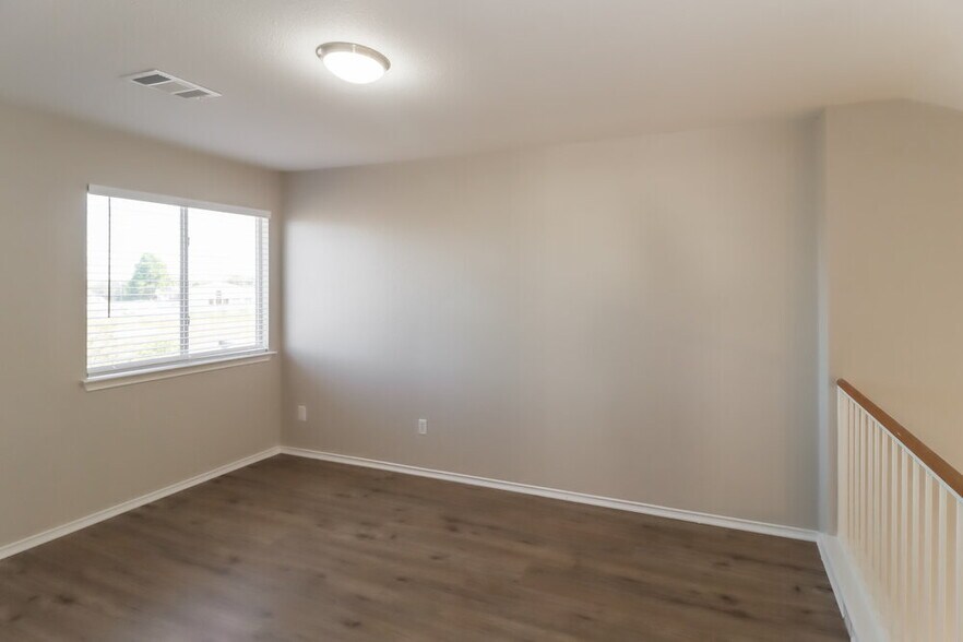 Building Photo - 1416 Miss Allison's Way