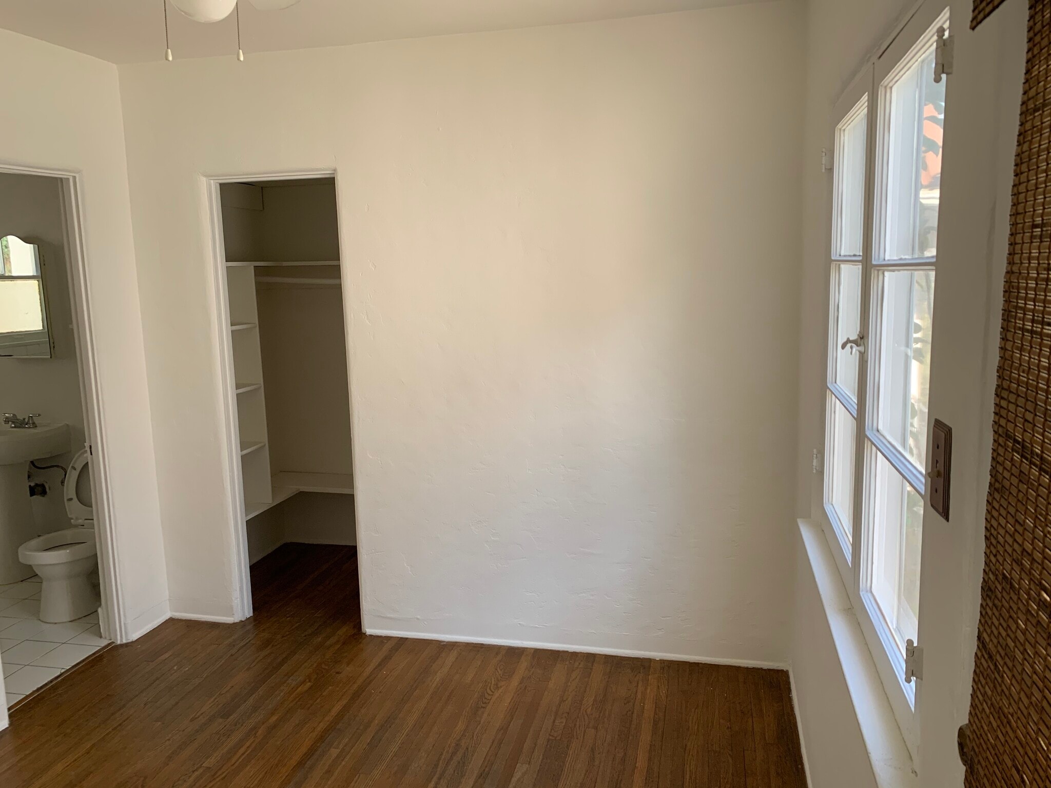 Building Photo - 1645 Sargent Pl
