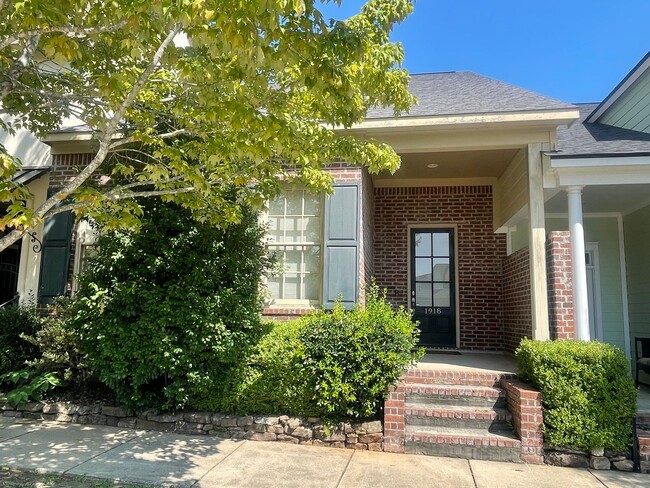Primary Photo - Beautiful Home In Upscale Provenance Commu...