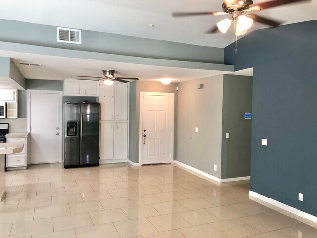 Building Photo - 68180 Calle Azteca