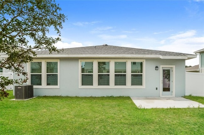 Building Photo - 332 Whiteheart Dr