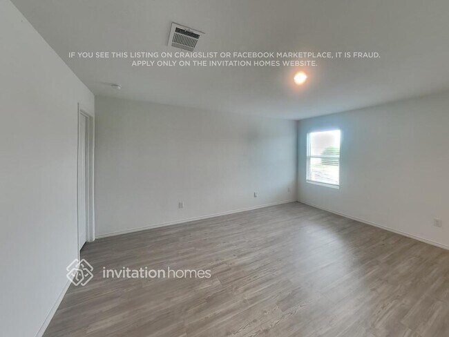 Building Photo - 113 Parish Ln