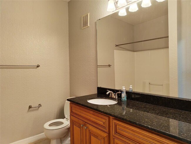 Building Photo - 826 Grand Regency Pointe