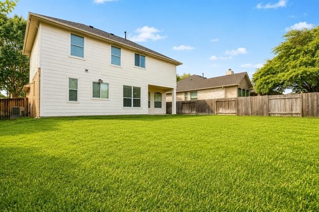 Building Photo - 4205 Bent Wood Ct