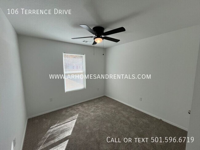 Building Photo - 106 Terrence Dr