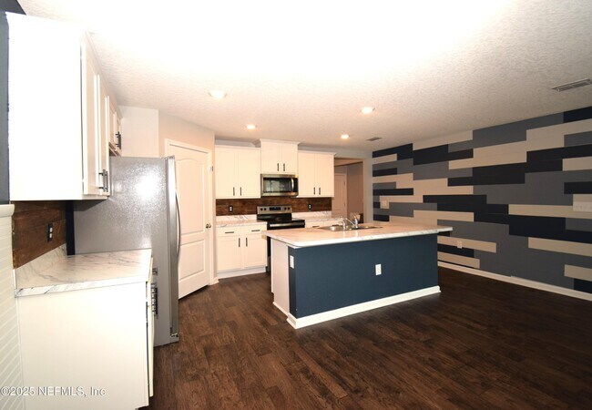 Building Photo - 11513 Stickleback Ln