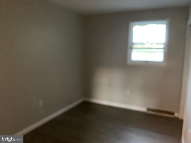 Building Photo - 203 E Penn Ave