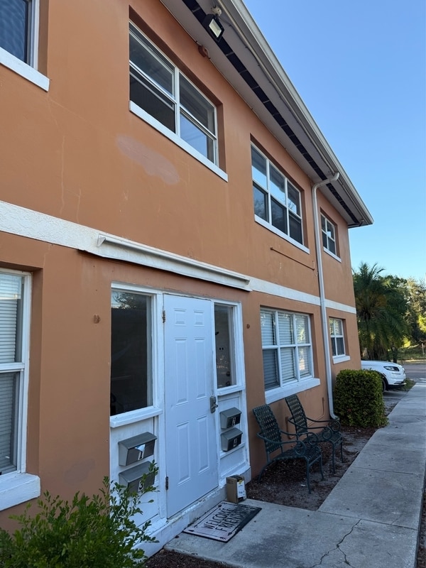 Building Photo - 2112 9th Ave N