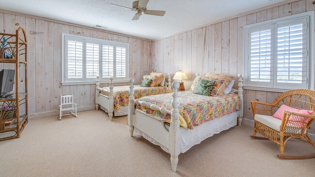 Building Photo - 1383 Debordieu Blvd