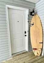 Building Photo - 620 Shoreham Ct