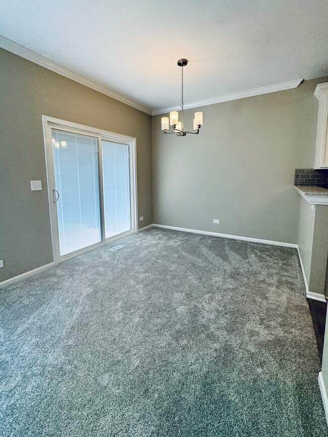 Building Photo - 404 N Patriot Dr