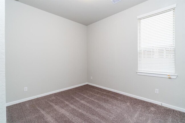 Building Photo - 27054 Golden Knoll Dr