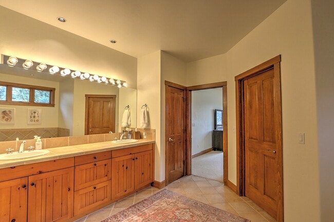 Building Photo - 408 Settlement Ln